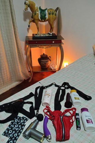 Acompanhante MASSAGISTA PARA HOMENS E MULHERES E CASAIS