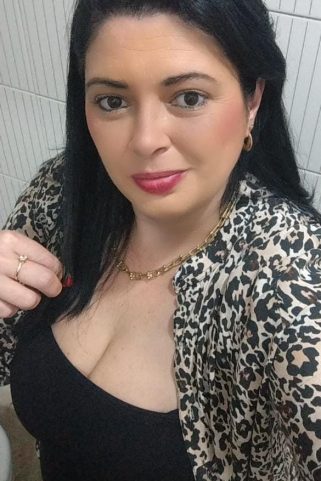 Acompanhante Daniela reis