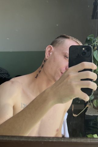 Acompanhante Ballatka